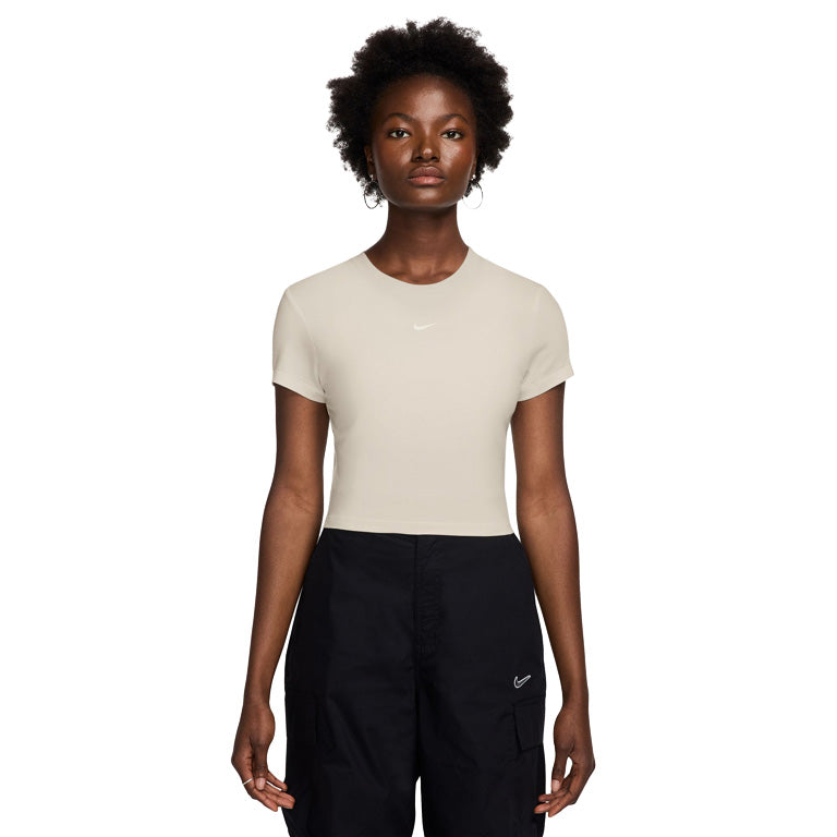 Nike Sportswear Chill Knit Cropped T-Shirt
