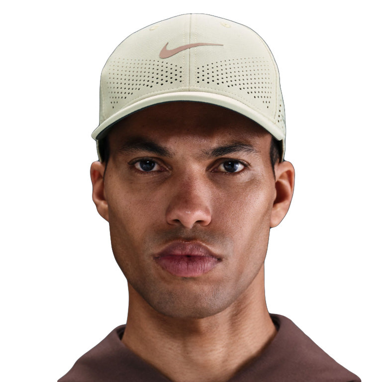 Nike Dri-Fit Adv Club Structured Swoosh Cap