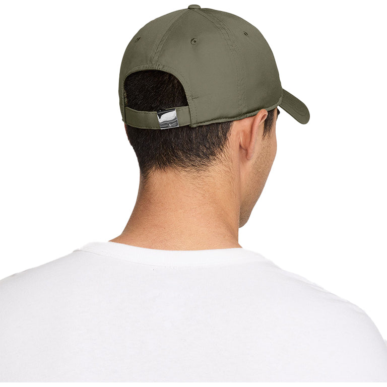 Nike Dri-FIT Club Unstructured Metal Swoosh Cap