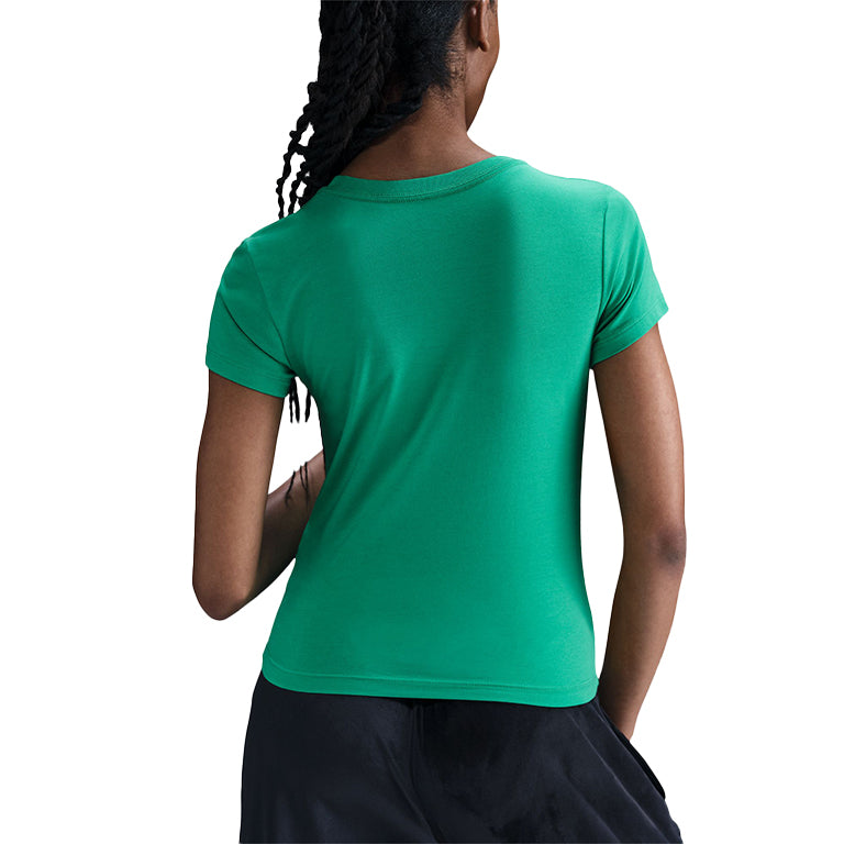 Nike Sportswear Chill Knit T-Shirt