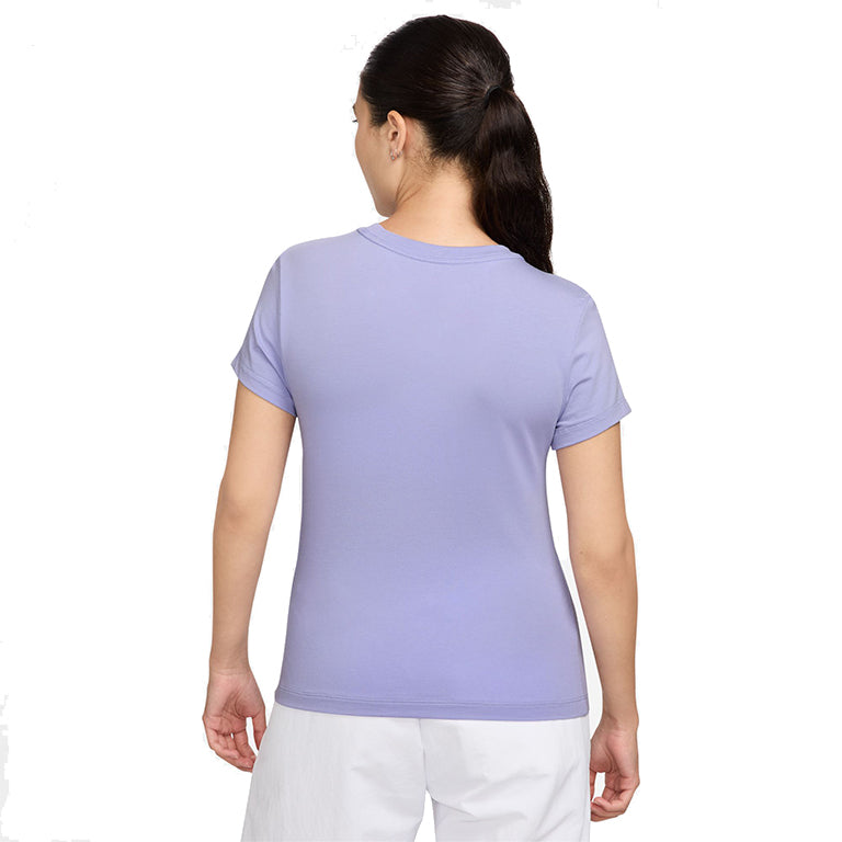 Nike Sportswear Chill Knit T-Shirt