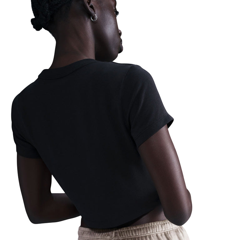 Nike Sportswear Chill Knit Cropped T-Shirt