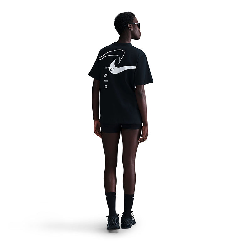 Nike Sportswear Club Swoosh T-Shirt
