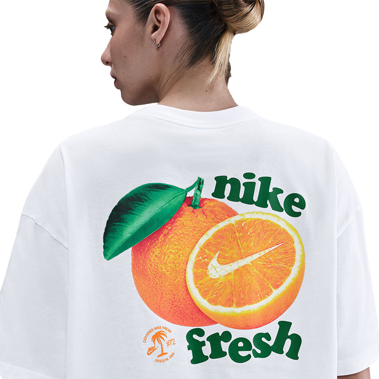 Nike Sportswear Oversized Graphic T-Shirt