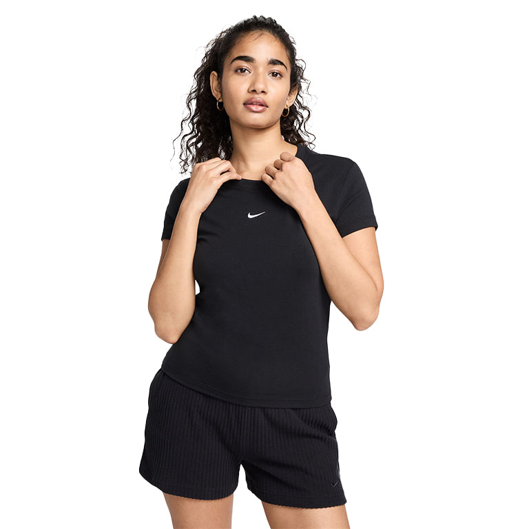 Nike Sportswear Chill Knit T-Shirt