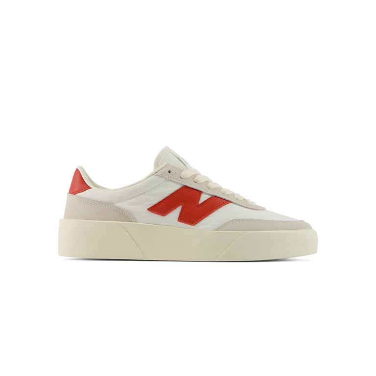 New Balance 750