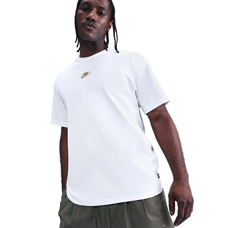 Nike Sportswear Premium Essentials T-Shirt
