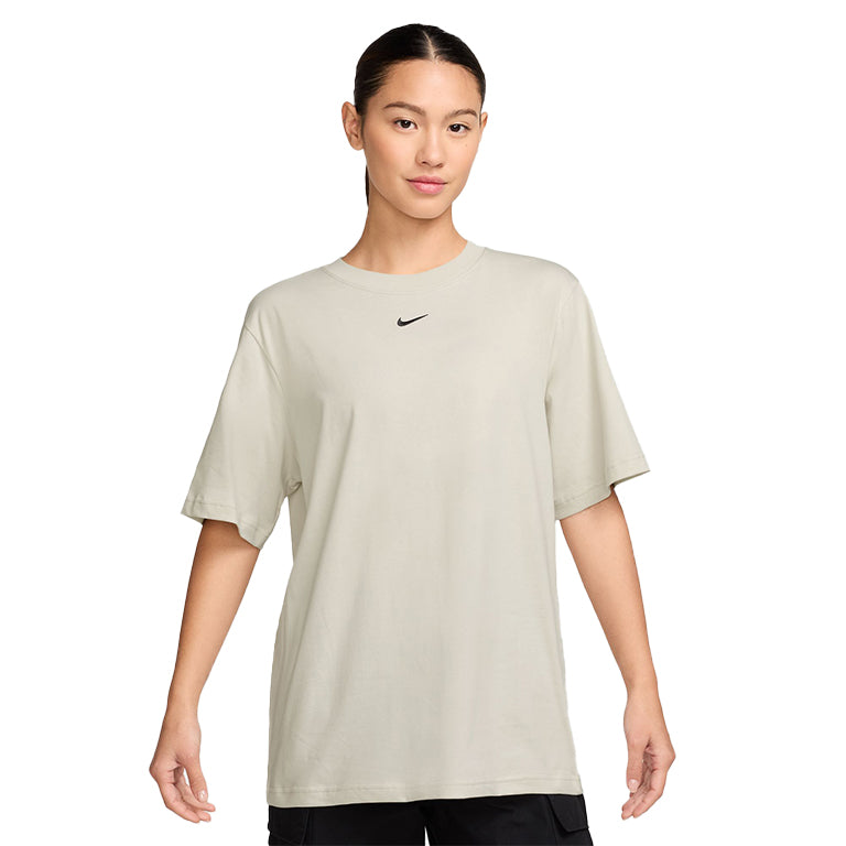 Nike Sportswear Essential T-Shirt