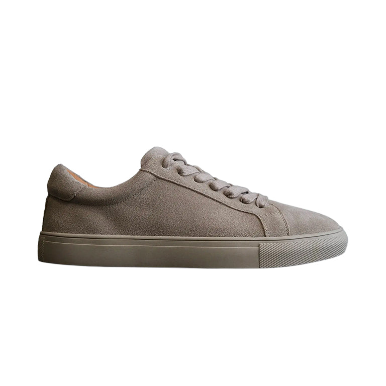 Fade Essential Suede Sneaker