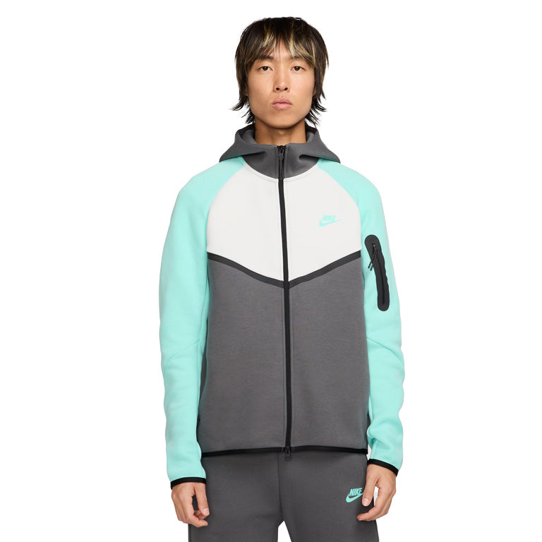 Nike Fleece Full-Zip Windrunner Hoodie