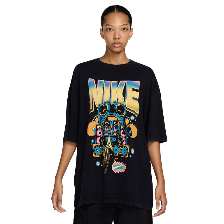 Nike Sportswear Oversized Short-Sleeve T-Shirt