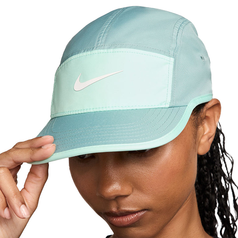 Nike Dri-FIT Fly Unstructured Swoosh Cap