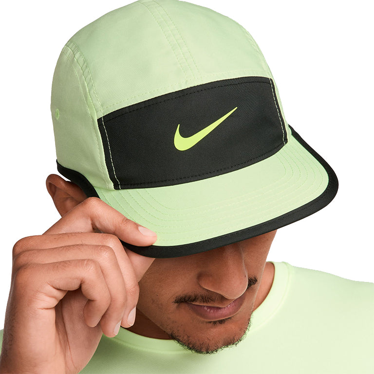 Nike Dri Fit Fly Unstructured Swoosh Cap