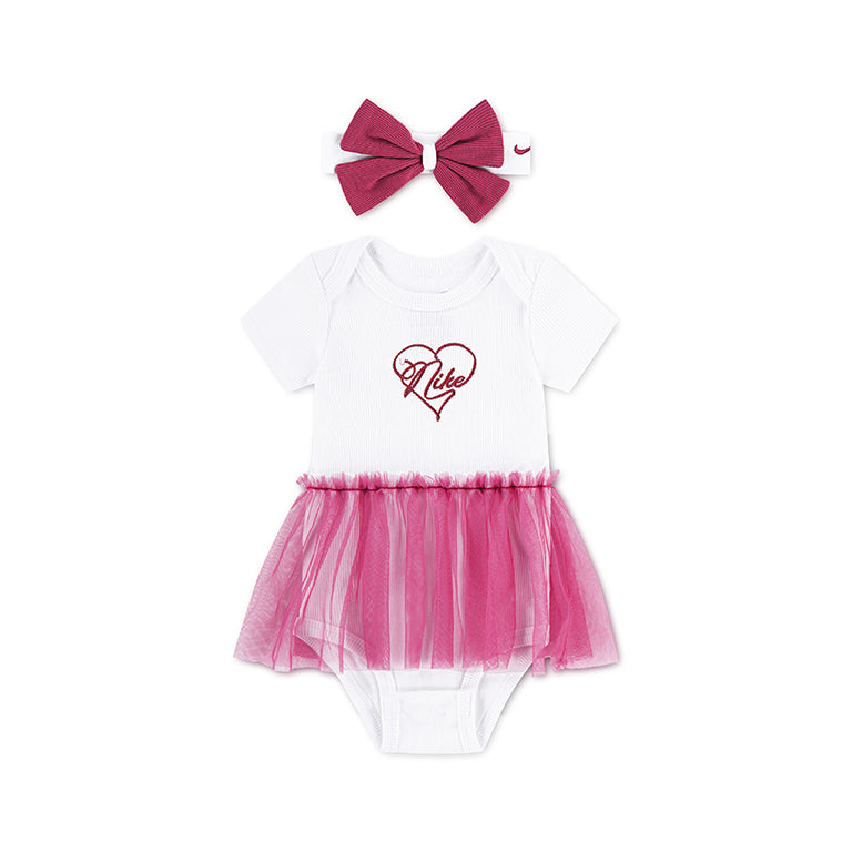 Nike 2 Piece Swoosh on Pointe Box Set