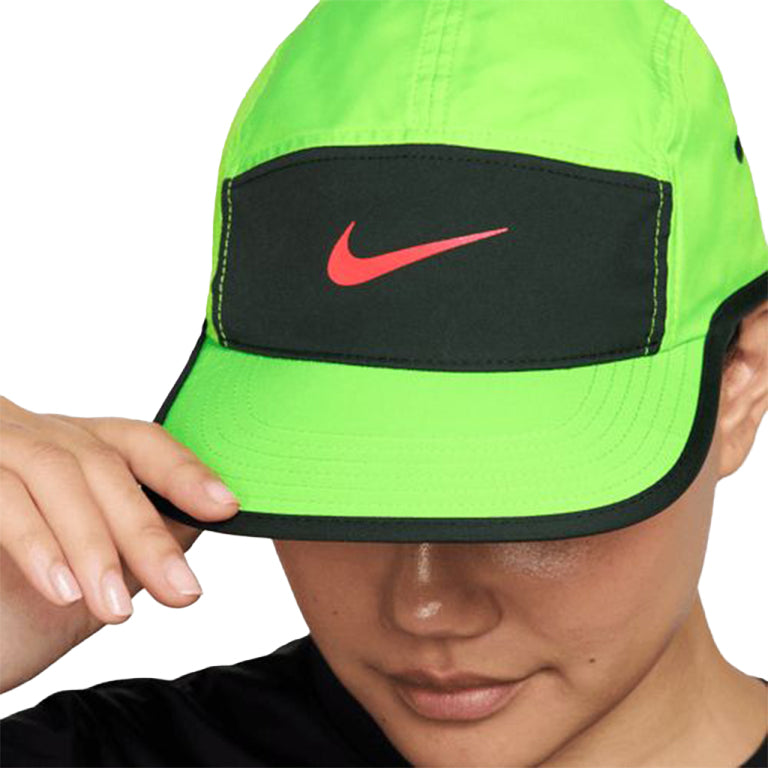 Nike Dri-Fit Fly Unstructured Swoosh Cap