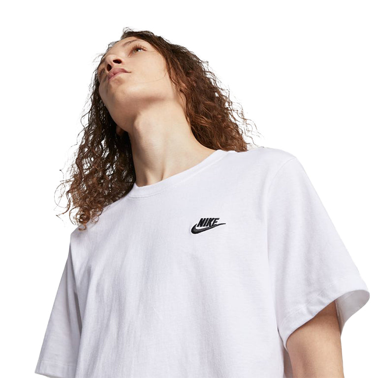 Nike Sportswear Club T-Shirt