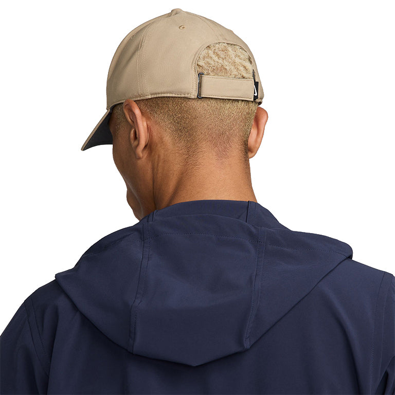 Nike Dri-Fit Club Structured Swoosh Cap