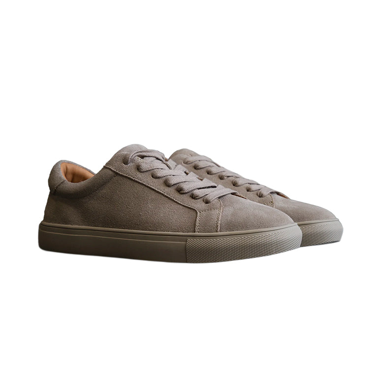 Fade Essential Suede Sneaker