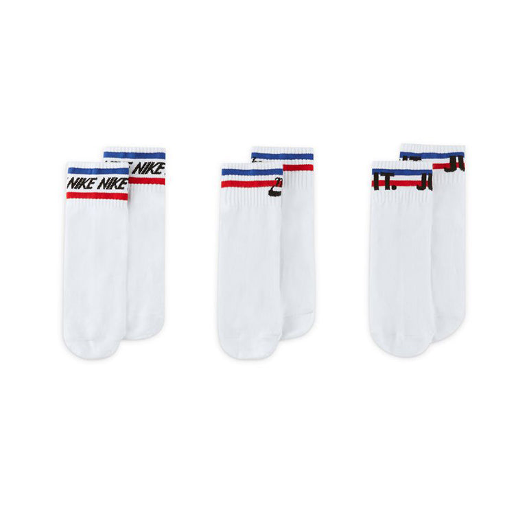 Nike Sportswear Everyday  Essential Socks