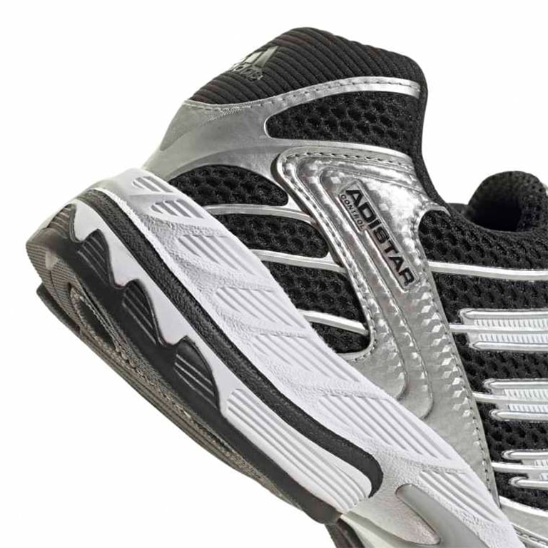 adidas Adistar Control 3