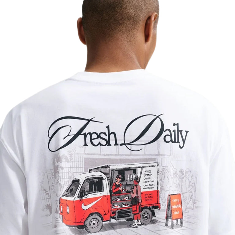 Nike Sportswear Cafe Swoosh T-Shirt