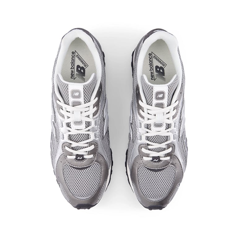 New Balance 204L