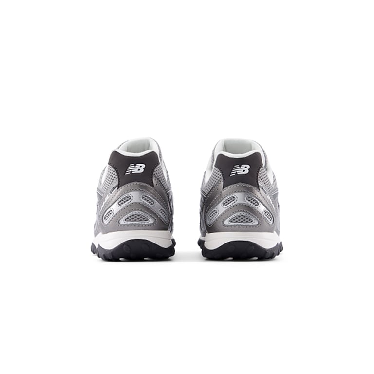 New Balance 204L