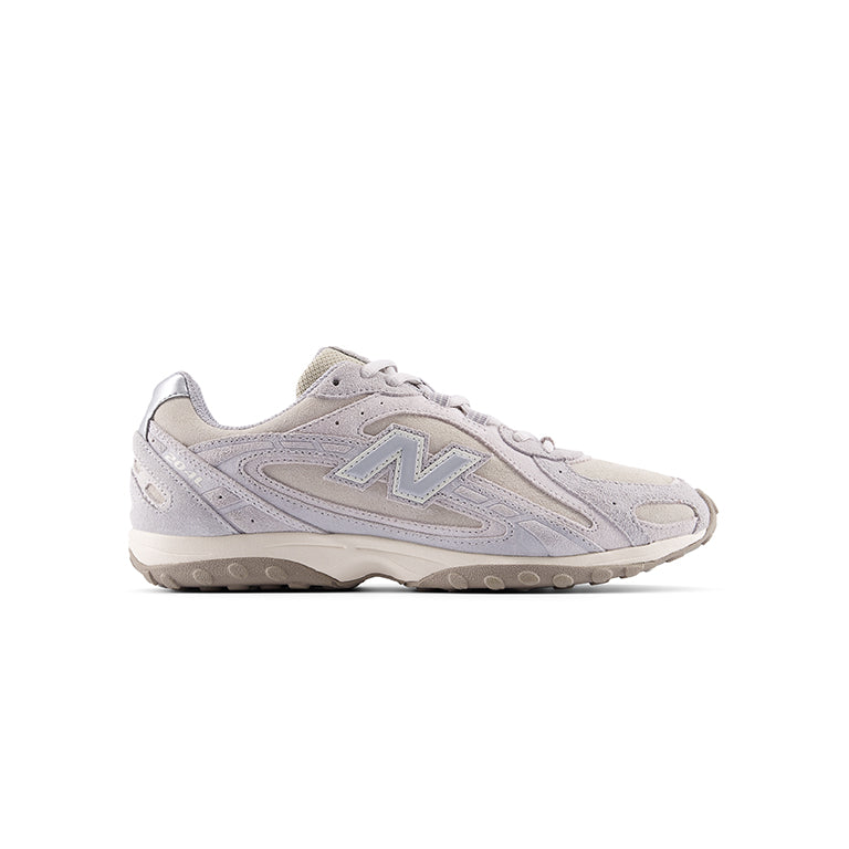 New Balance 204L