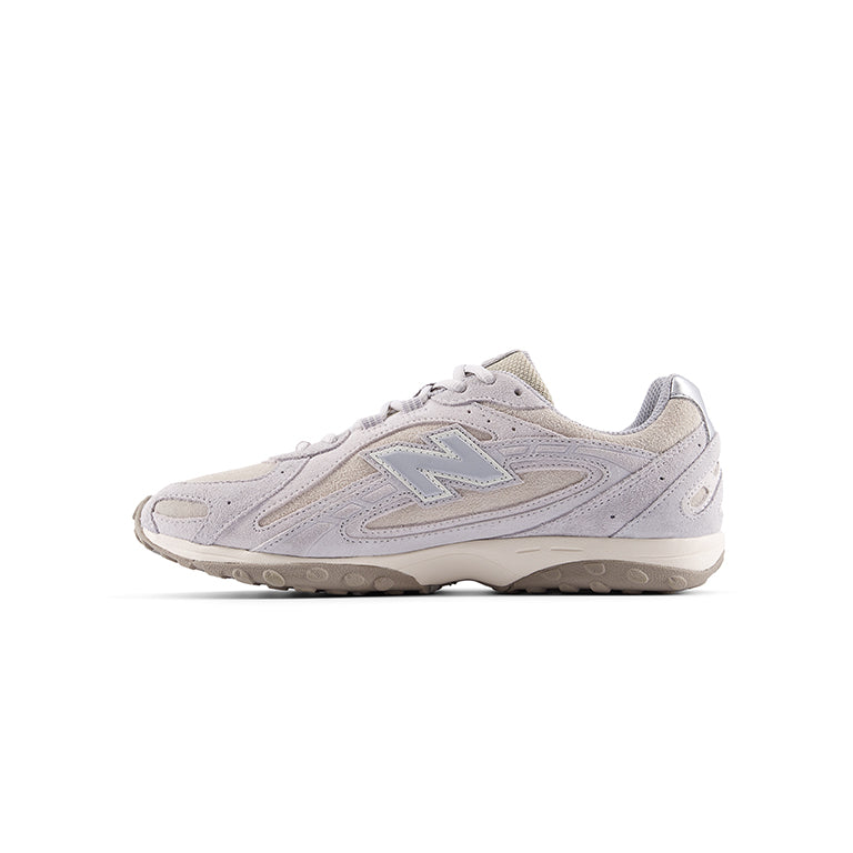 New Balance 204L