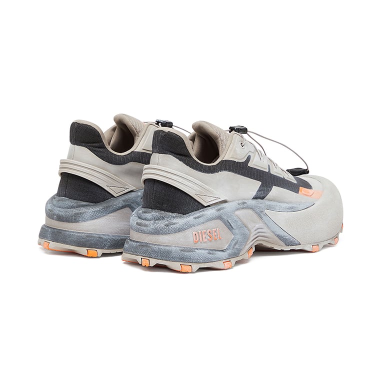 Diesel D-Cage Runner
