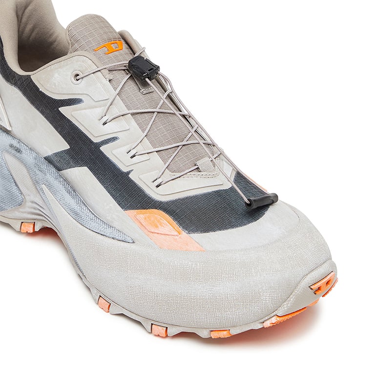 Diesel D-Cage Runner