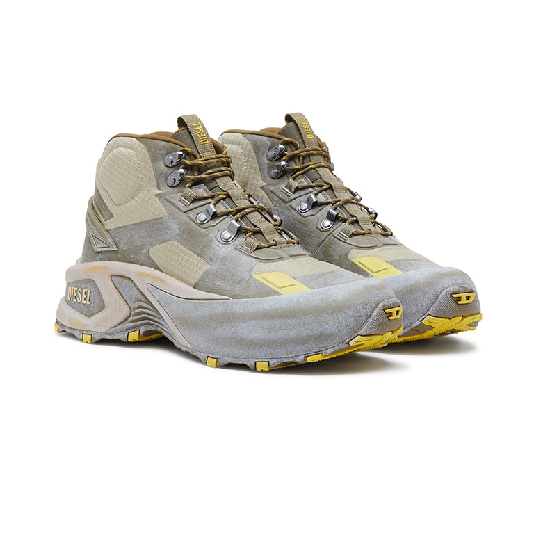 Diesel D-Cage Hiking