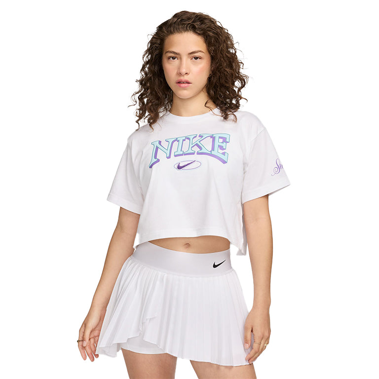 Nike Sportswear Loose Short-Sleeve Cropped T-Shirt