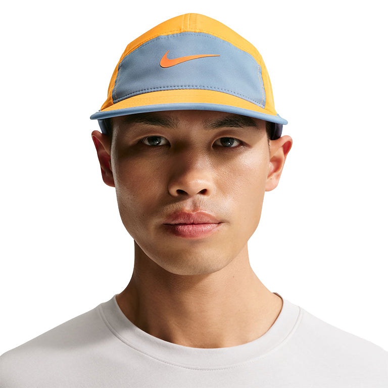 Nike Dri-Fit Fly Unstructured Swoosh Cap