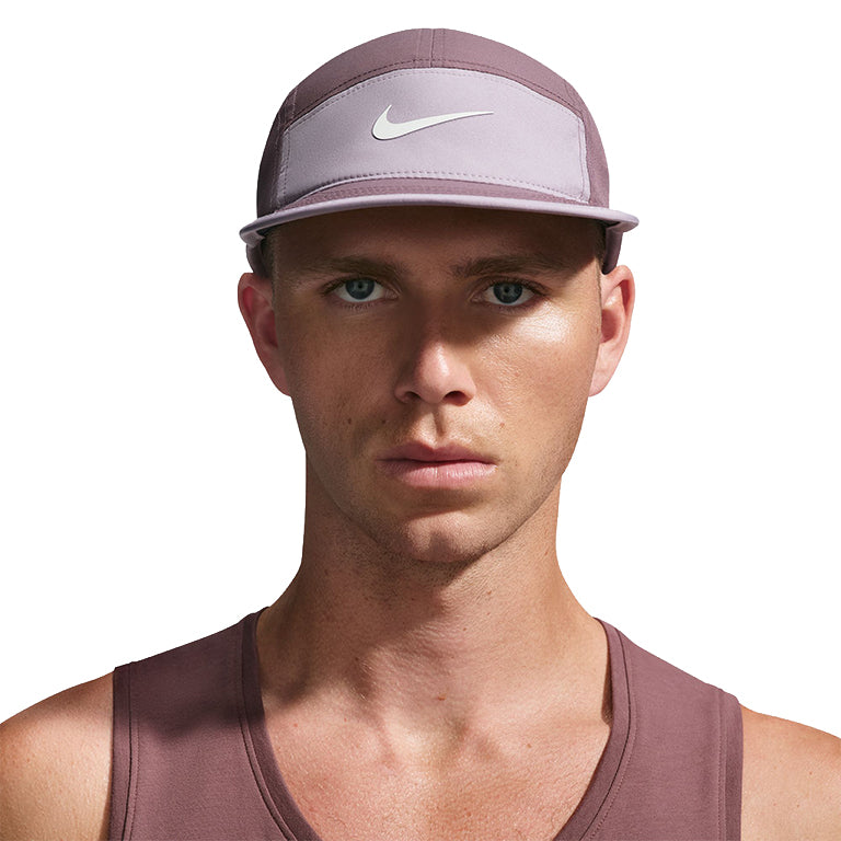 Nike Dri-Fit Fly Unstructured Swoosh Cap