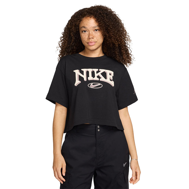 Nike Sportswear Loose Short-Sleeve Cropped T-Shirt